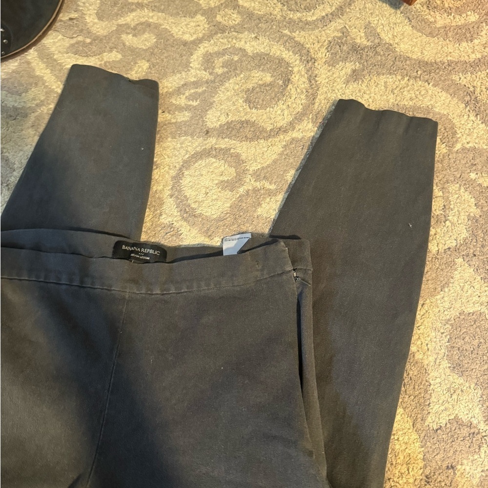Banana Republic Black Ankle Cropped Pants